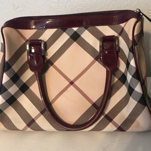 Burberry Pattern Purse